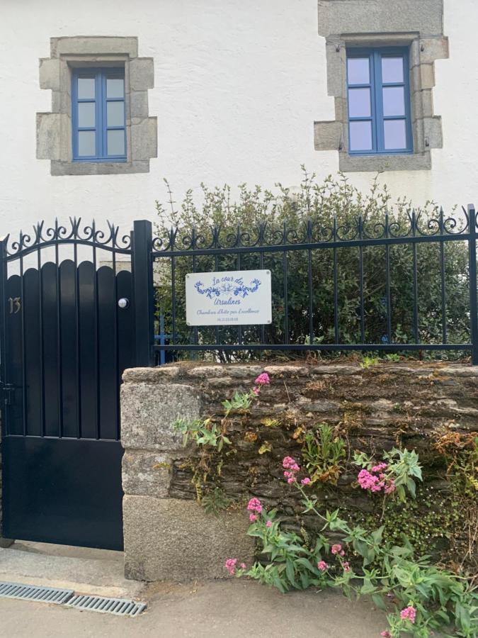 La Cour Des Ursulines Hotel Josselin Exterior photo